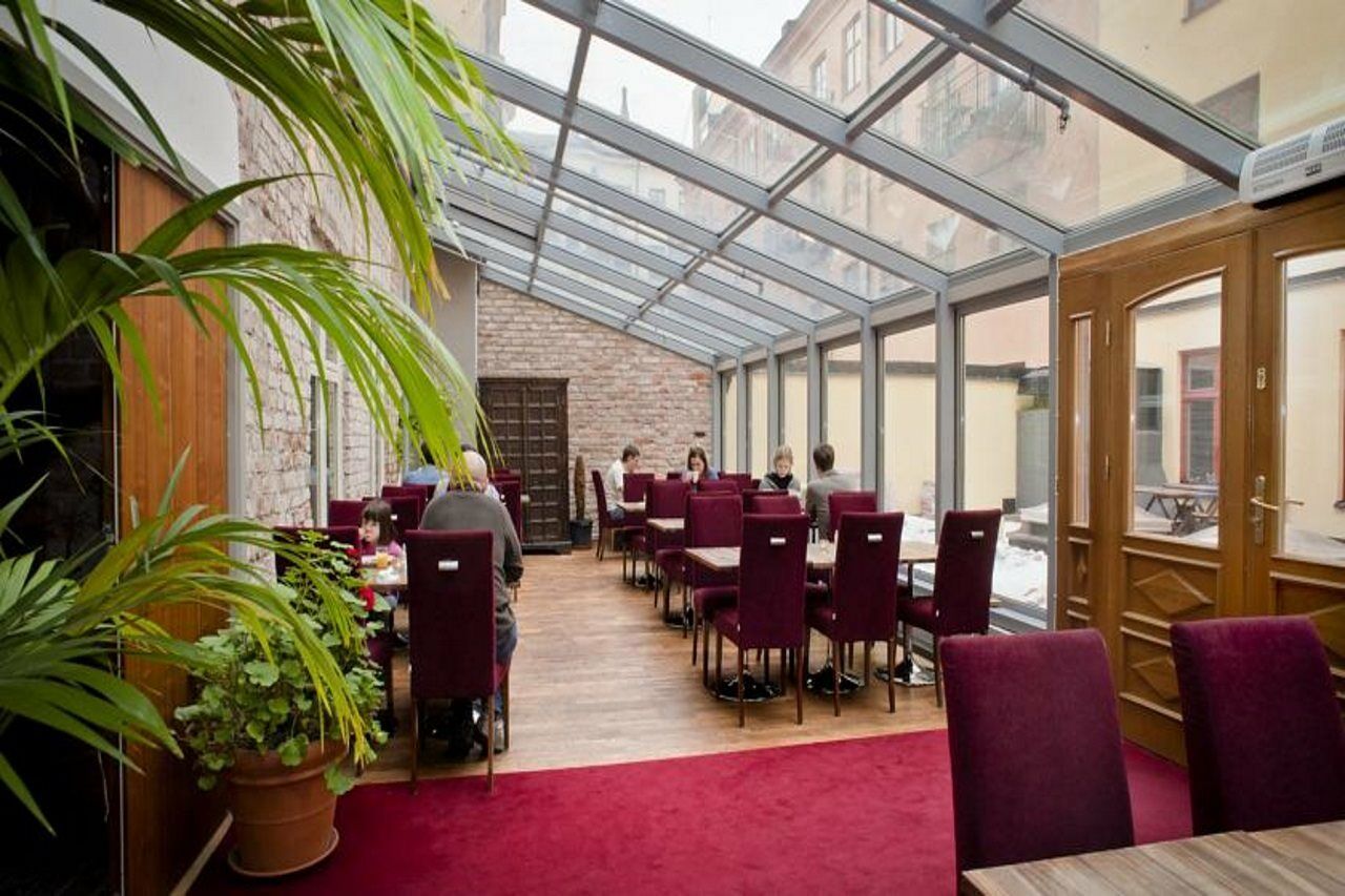 Rex Hotel